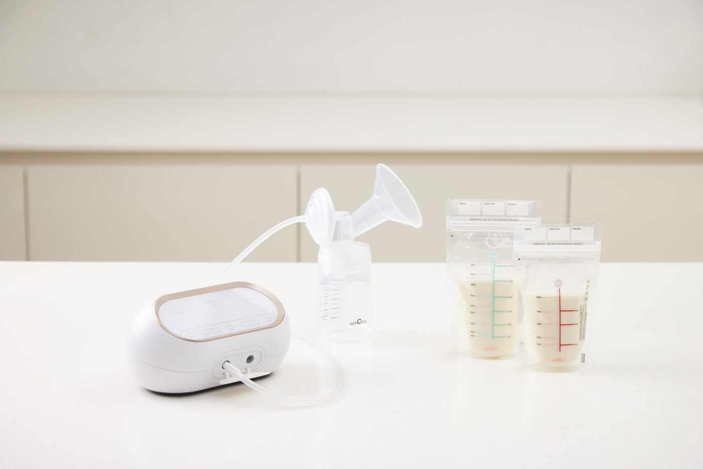 Spectra S1 Plus Electric Breast Pump, LCD Display, 5 Levels, Adjustable  Settings, Dual/Single Pumping, Built-In Battery Up to 3 hours of Pumping,  Massage Mode, Silent Motor